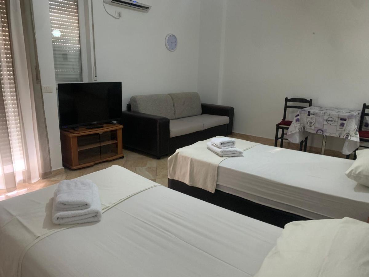 Kokomani 2 Apartman Durrës Kültér fotó