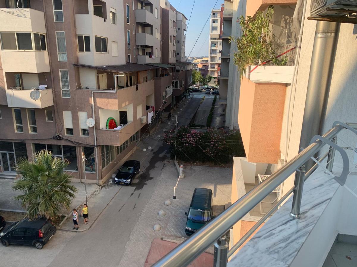 Kokomani 2 Apartman Durrës Kültér fotó